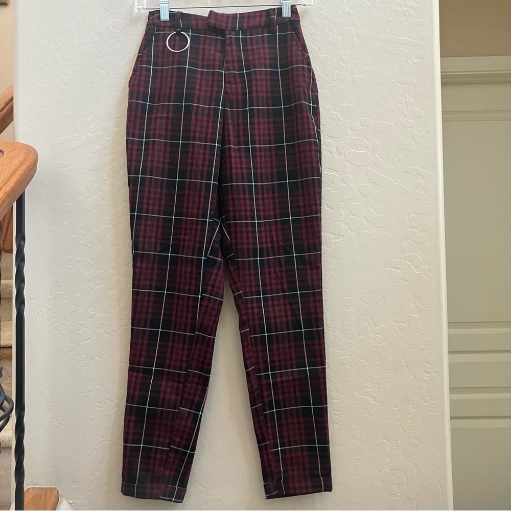 Hot Topic Women’s Red and Black Pants Sz XS